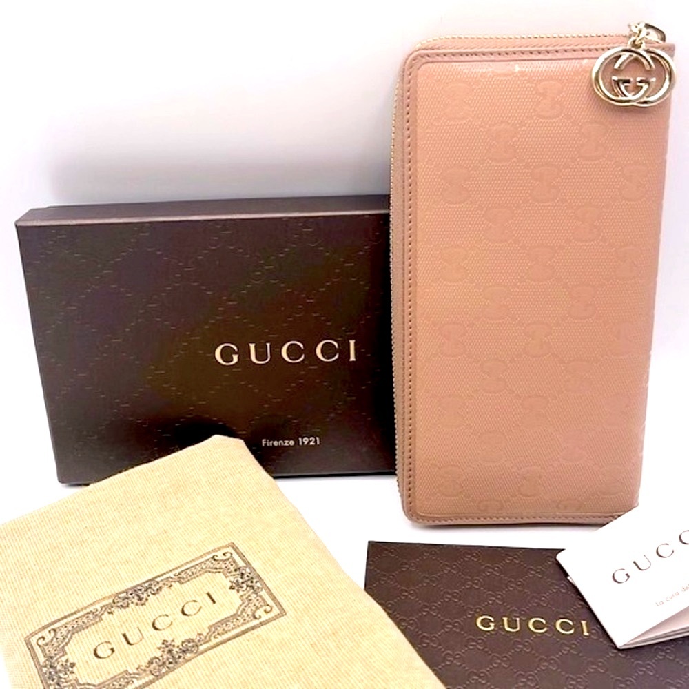 NWT Gucci Interlocking GG Logo Wallet